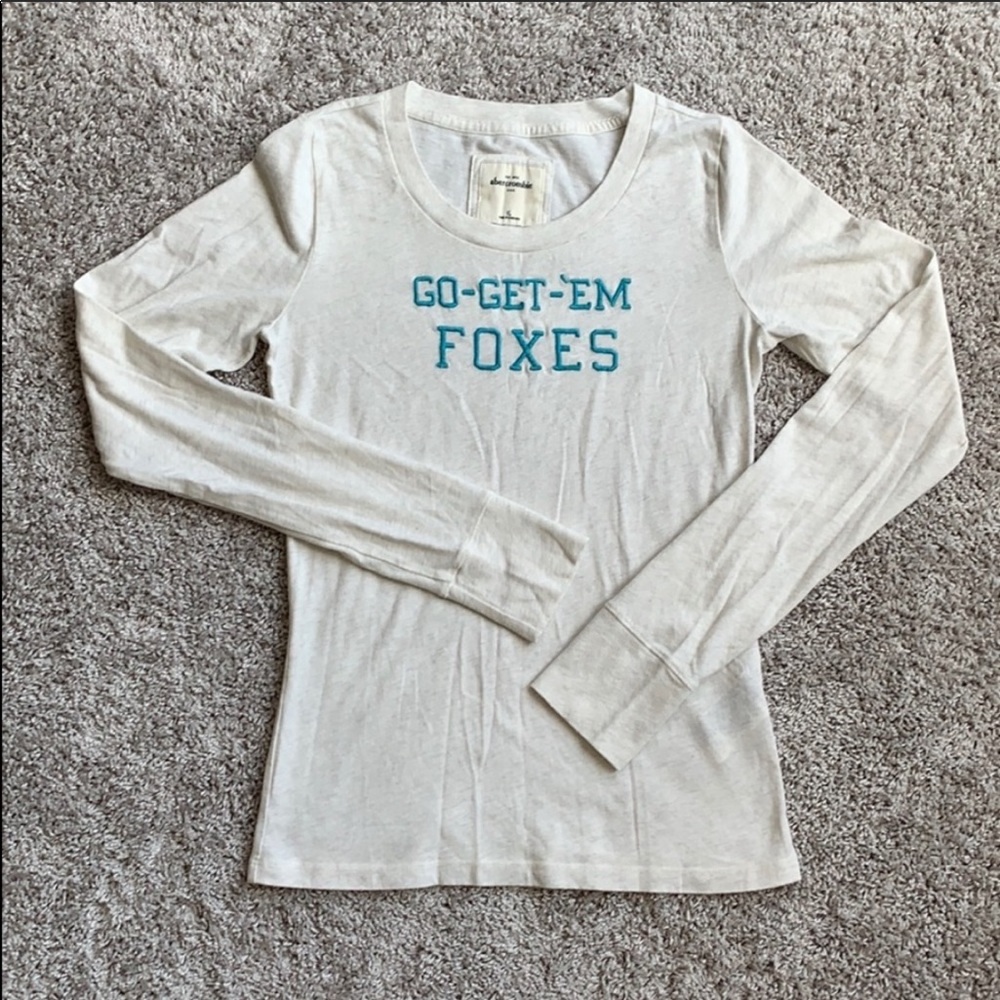 NWOT Abercrombie Kids Cream Long Sleeve Shirt
